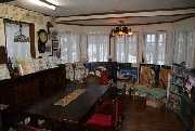 shisetsu_room3.gif